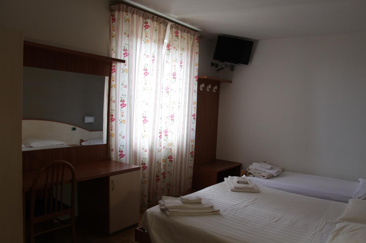 Albergo Da Benedetta Vetralla Zewnętrze zdjęcie
