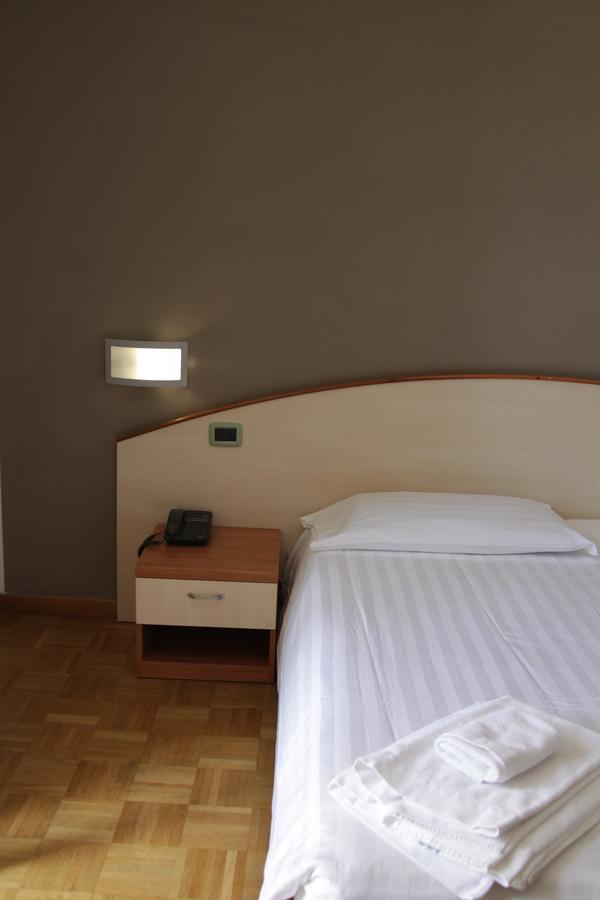 Albergo Da Benedetta Vetralla Zewnętrze zdjęcie