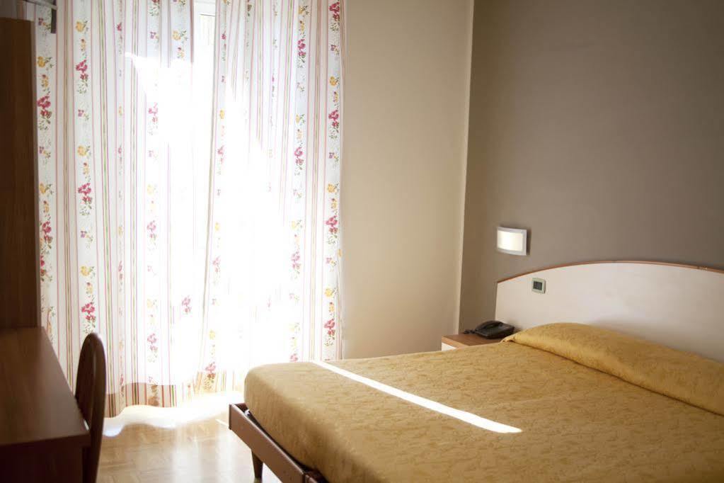 Albergo Da Benedetta Vetralla Zewnętrze zdjęcie