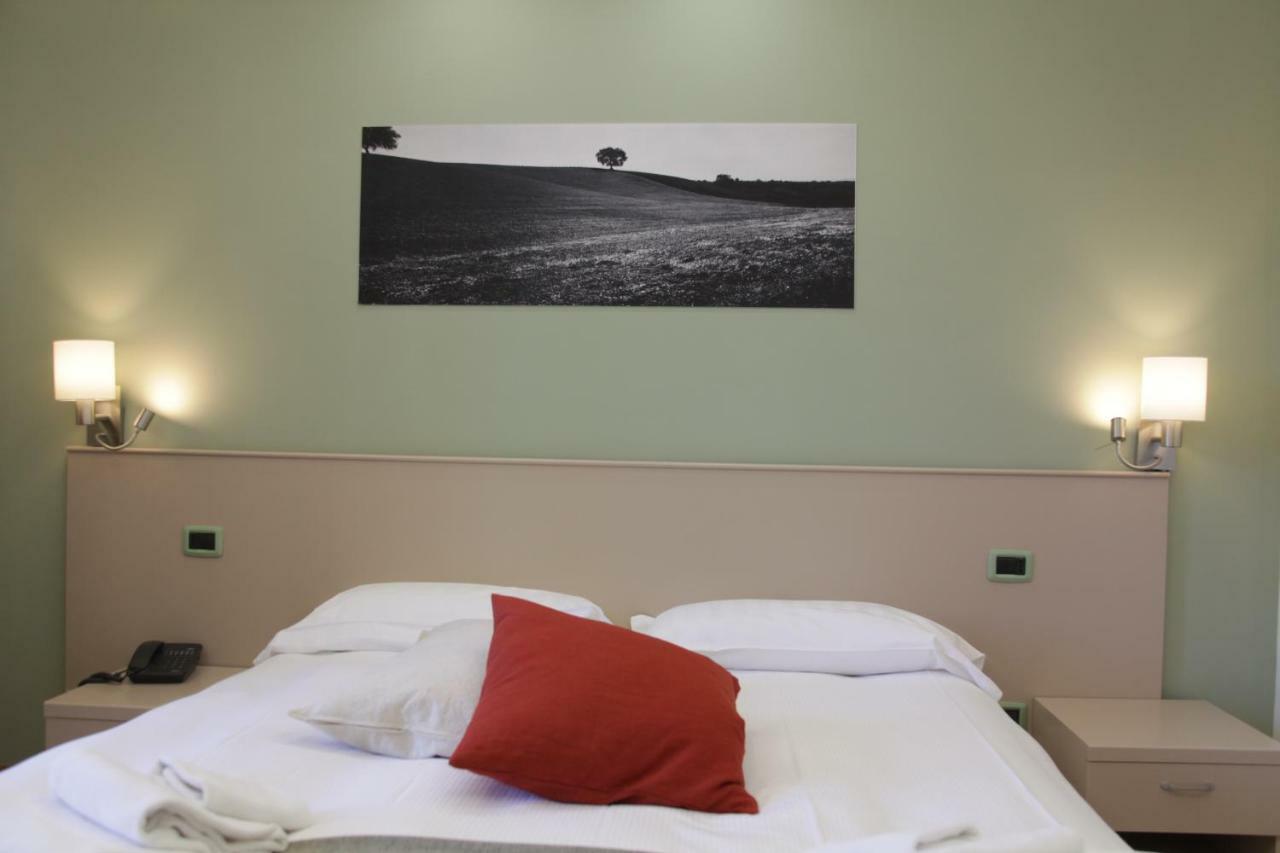 Albergo Da Benedetta Vetralla Zewnętrze zdjęcie